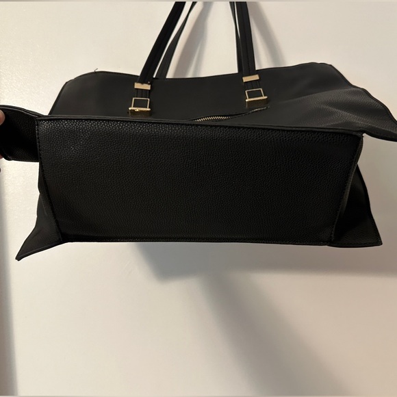 Bebe Designer Black Pebble Leather Book Tote Handbag with Gold Hardware - Picture 7 of 7